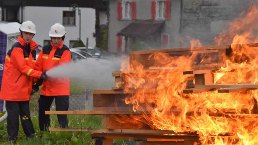 Heißer Einsatz für Jungflorianis in Weiler