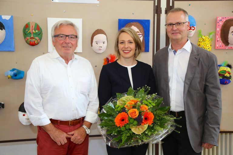 Herbert Sonderegger (Autohaus Sonderegger), Vizebürgeremeisterin Gudrun Petz-Bechter und KPV-Obmann Herbert Lins. Uysal