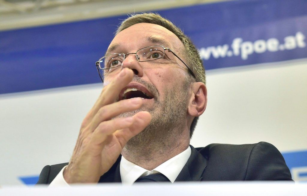 Kickl wirft ÖVP &#8220;Machtbesoffenheit&#8221; vor