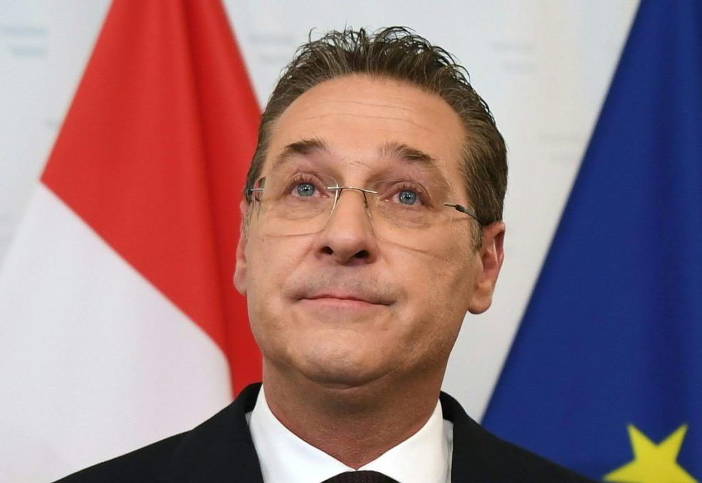 Vizekanzler und FPÖ-Chef Strache geht, Kurz zaudert &#8211; Pressekonferenz für 19.45 Uhr angesetzt