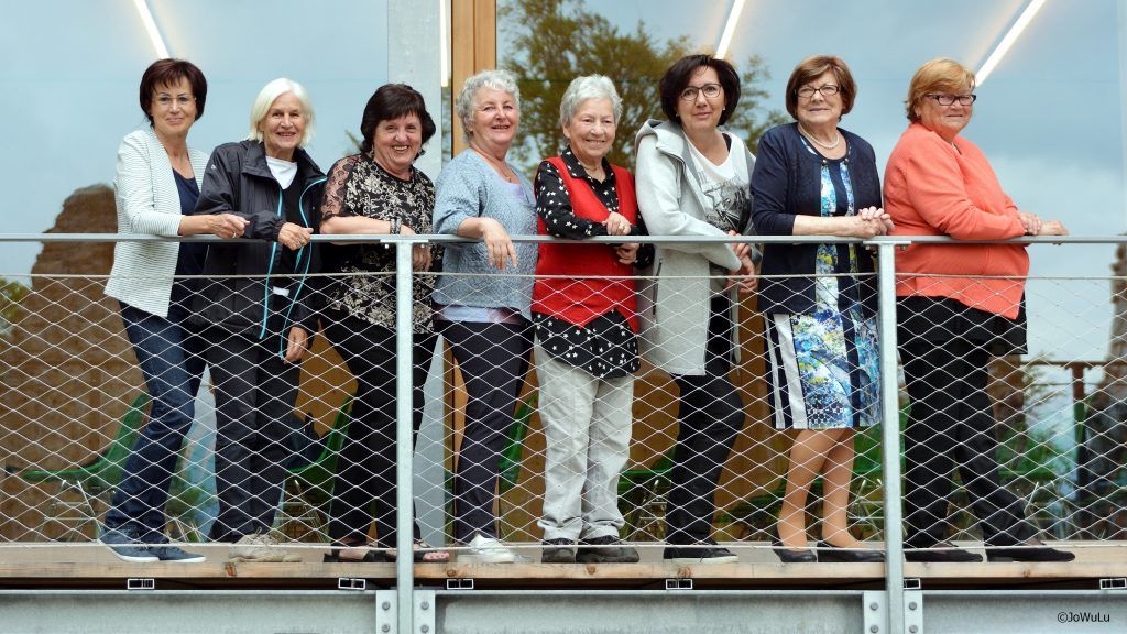 Blumenegger Mundartfrauen mit Lesung im Pavillon der Ruine Blumenegg