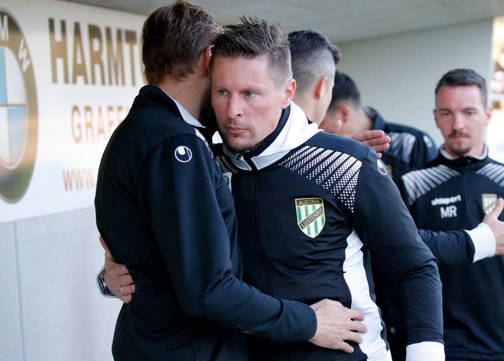 Zum Jubiläum von Austria-Trainer Gernot Plassnegger kommt der Titelanwärter nach Lustenau