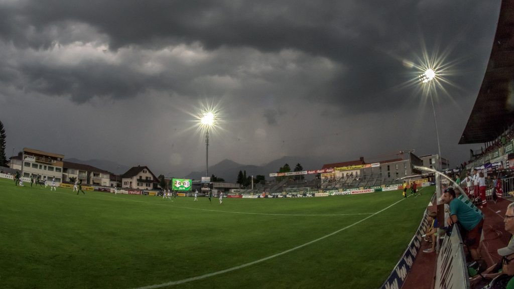 Austria Lustenau darf auch bei Flutlicht im Stadion spielen