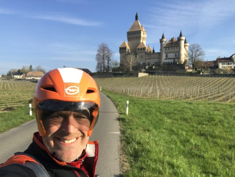 Ein Selfie bei Lausanne. Zu diesem Zeitpunkt liegen noch viele Hundert Kilometer vor dem Jakobsweg-Pilger Wolfgang Fulterer.        Fulterer