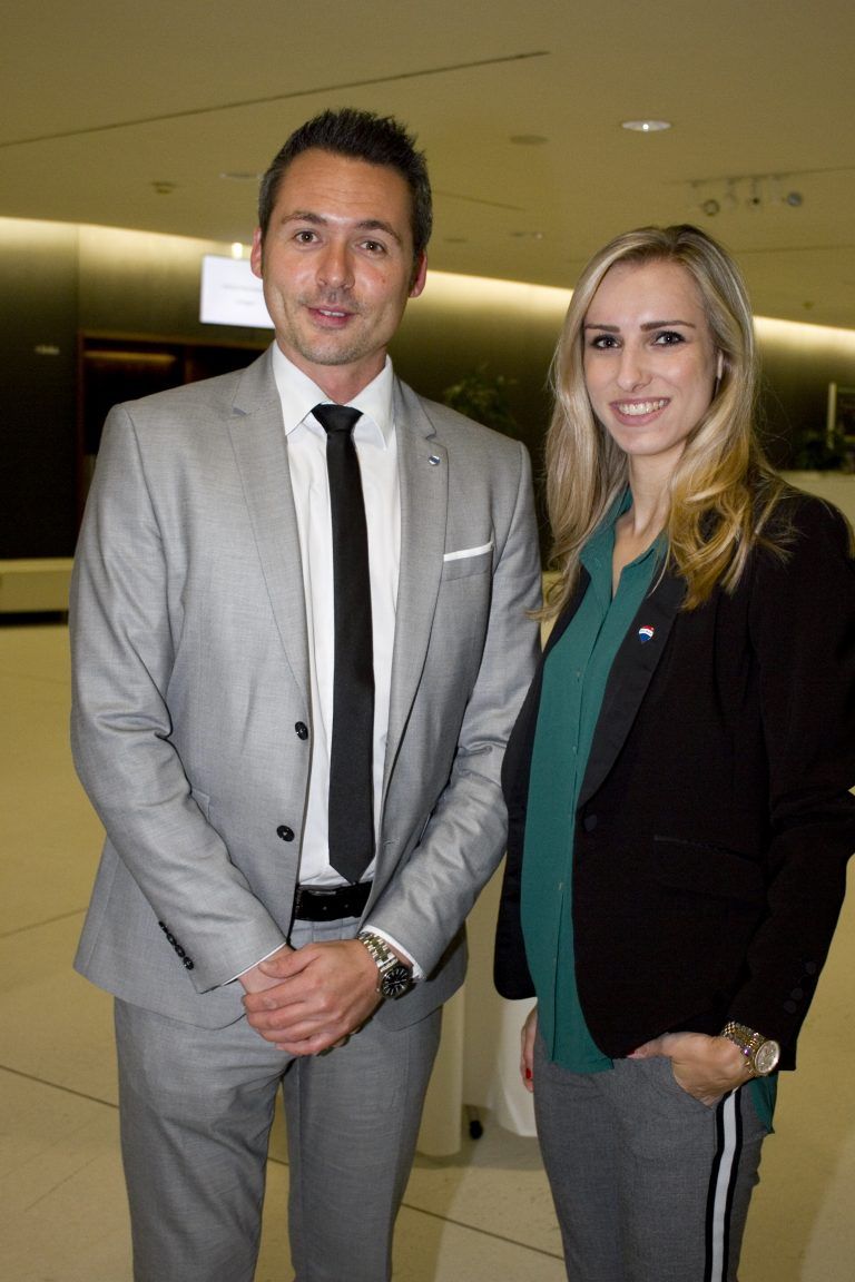 Philipp Wölfel und Nadine Telian (Remax)