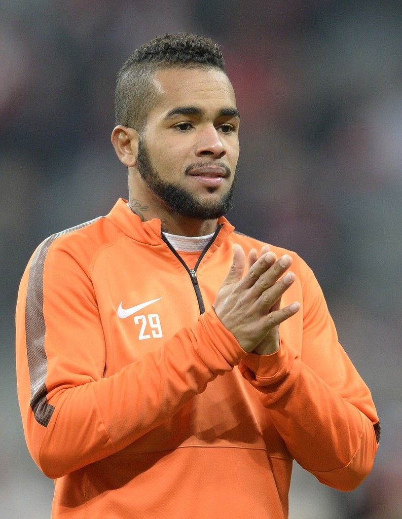 Teixeira in China nun teuerster Fußballer Vorarlberger Nachrichten