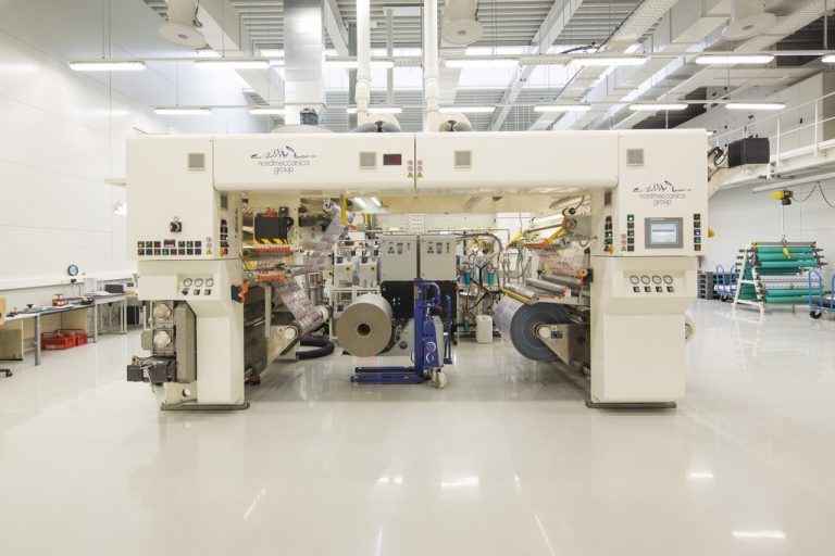 Allerfeinste Technik für hochqualitative Lebensmittelverpackung: Scheyer investierte 2015 fünf Millionen. irma