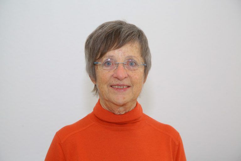 Anna SamsonSekretärinEs ist sehr abwechslungsreich. Ich arbeite hier neben meiner Pension als geringfügig Beschäftigte.