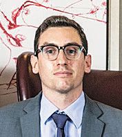 Anthony DeOrsey,
            
              PR Manager, China
            China ändert sich von einem Tag auf den anderen. Man muss den Änderungen einen Schritt voraus sein, um erfolgreich zu arbeiten.