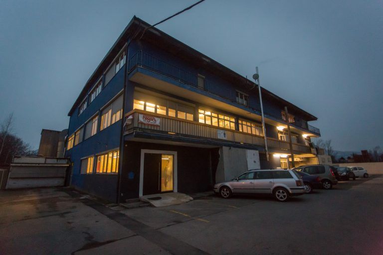 Auch in der ehemaligen Disco „Blaue Sau“ in Lustenau sind Flüchtlinge in der Grundversorgung. VN/Steurer