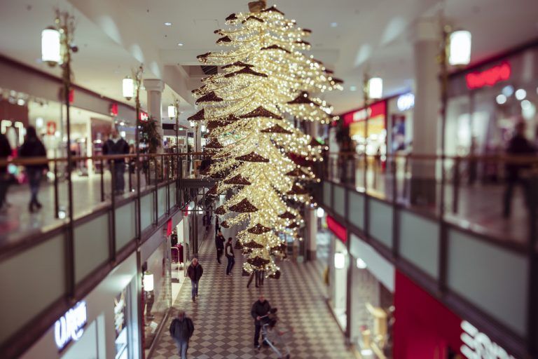Auch wenn das Weihnachtsgeschäft ein wenig an Bedeutung verliert - es bleibt für den Handel wichtigster Umsatzbringer. Foto: MP