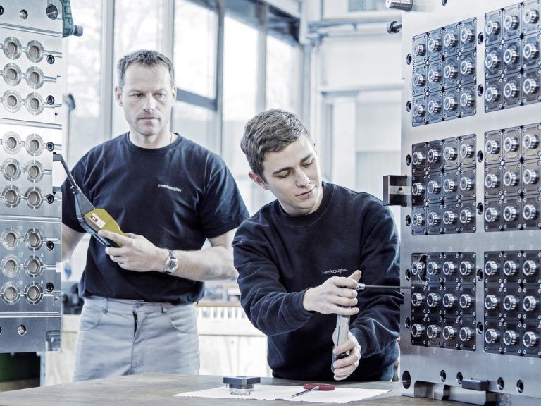 Ausbildung ist für den Betrieb eine große Aufgabe.