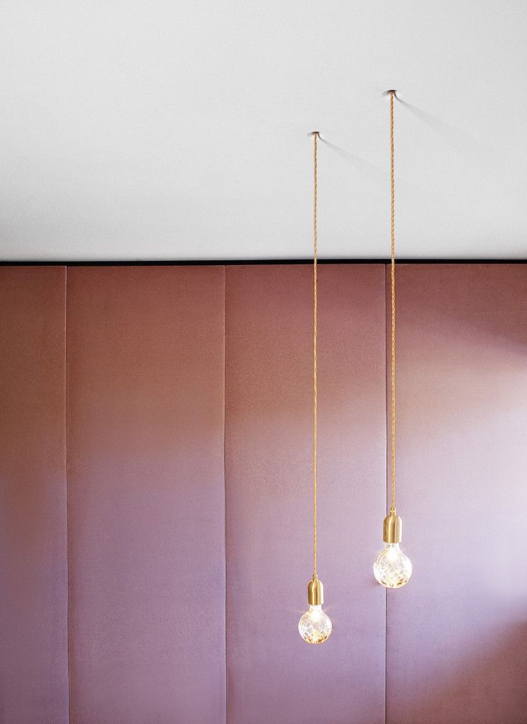 Baldachin, Deckenanschluss für Lampen, Hersteller: Georg Bechter Licht; Design: Georg Bechter, Langenegg.