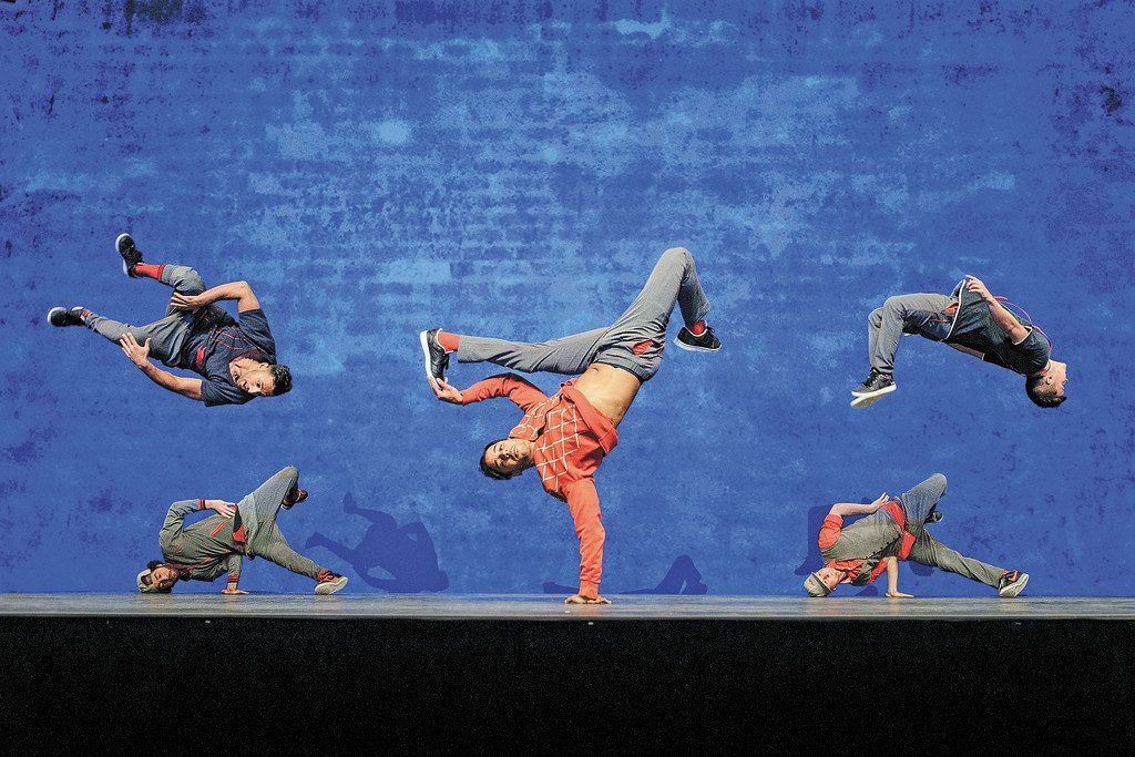 Die Flying Steps tanzen zur Musik von J. S. Bach
