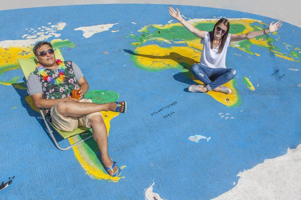 „welt weit weg“:  Info-Markt für  WeltenbummlerInnen