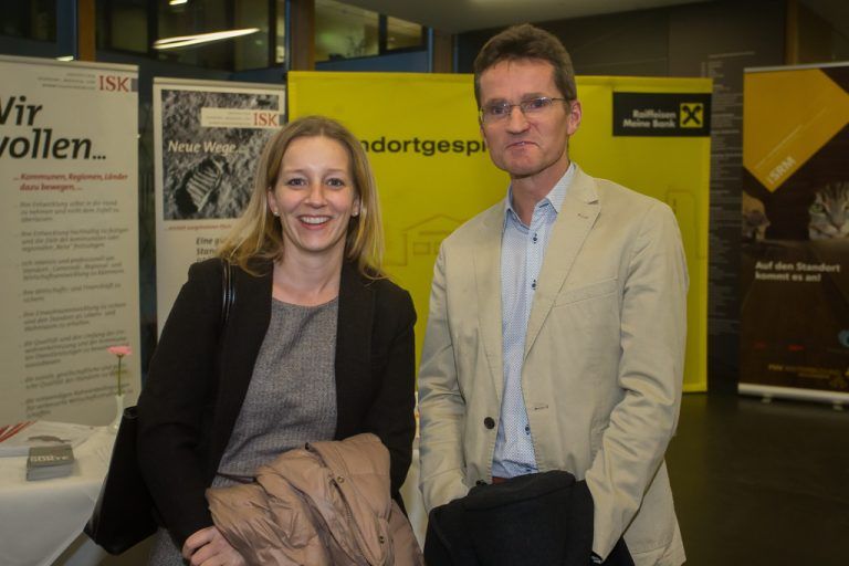 Bernd Klisch, Flüchtlingsbeauftragter Caritas mit seiner Mitarbeiterin Gudrun Ilg.