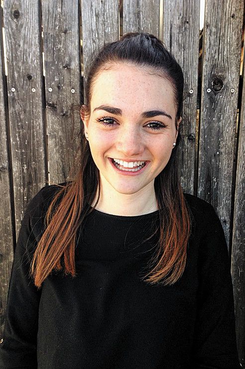 Celine Lins,16, ÜbersaxenIch freue mich auf die Ausflüge. Vor allem auf das Puplic Viewing Portugal - Österreich. Wir können zeigen, was wir drauf haben. Zusammen sind wir stark und können solche super Projekte machen.