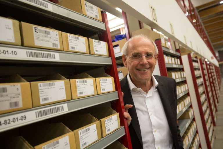 Das Haberkorn-Lager in Wolfurt ist umfassend: Ab Lager sind 100.000 Artikel lieferbar. Im Haberkorn E-Shop hat man die Auswahl aus 180.000 Artikeln. Fotos: VN/Hartinger