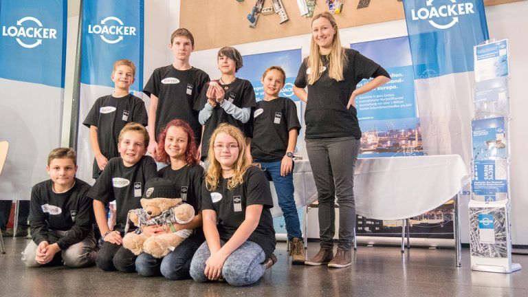 Das Team der Mittelschule Altach widmete sich der Welt der Wertstoffverarbeitung.  Foto: Loacker
