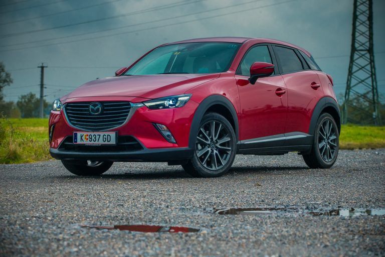 Der neue CX-3 sieht unverschämt gut aus und überzeugt mit feinster Antriebstechnik. Fotos: VN/Steurer