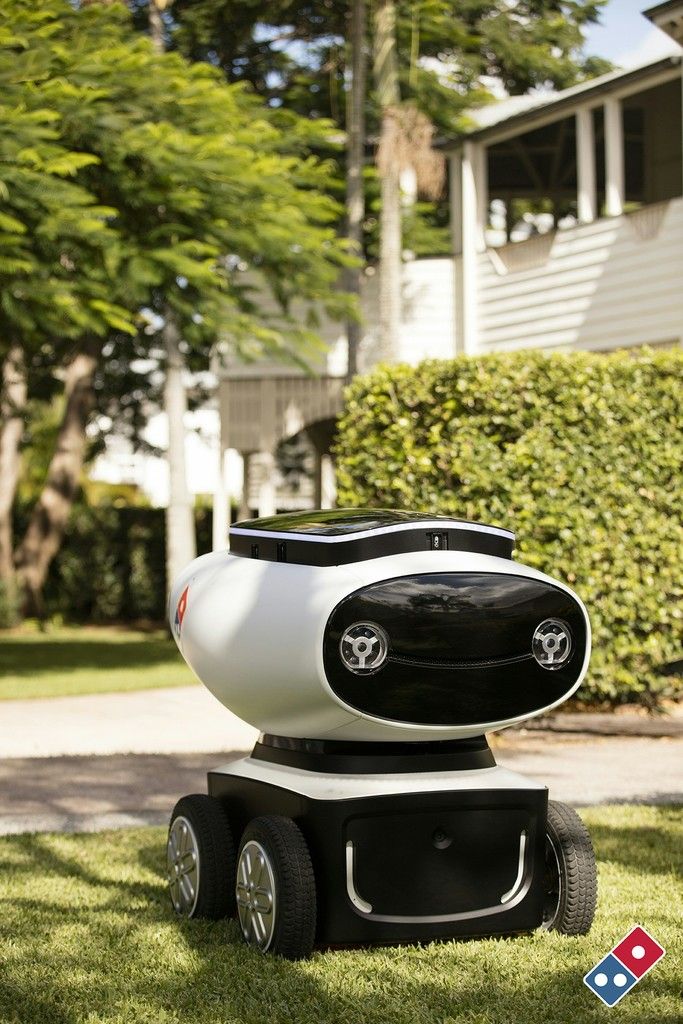 Der Roboter kann bis zu zehn Pizzen transportieren. Foto: AFP