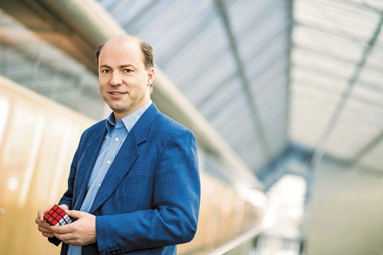 Der Vorarlberger Universitätsprofessor Matthias Sutter rät, sich in Geduld zu üben. Foto: ecowin