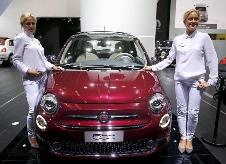 Dezent überarbeitetFiat hat das Erfolgsmodell 500 einem Facelift unterzogen. Die optischen Änderungen sind moderat ausgefallen. Neu ist ein schließbares Handschuhfach.
