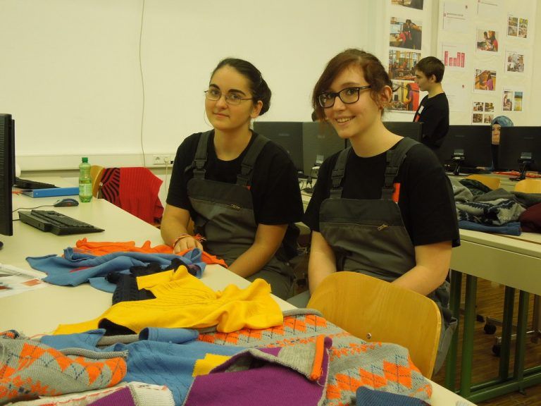 Die Ausbildung Mode & Produktion sowie die Fachschulausbildungen wird es an der HTL Dornbirn weiterhin geben. Foto: VN