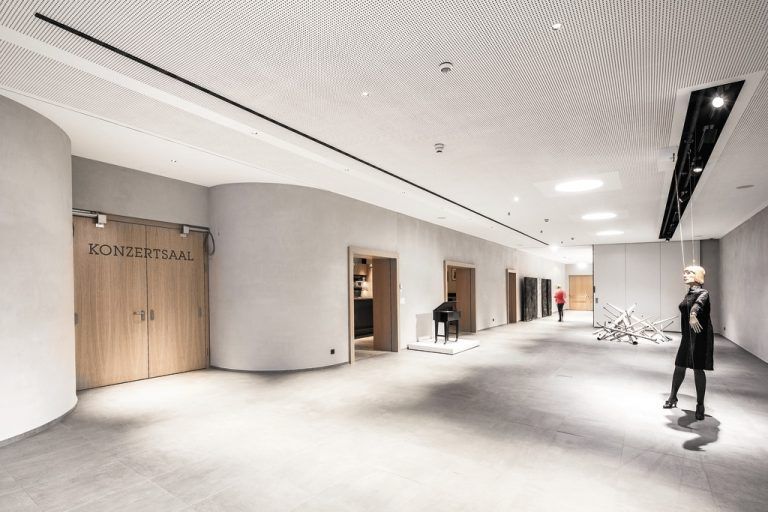 Die Ausstellungsräume sind flexibel gestaltet und können unter anderem auch für Kongresse und Tagungen vermietet werden.