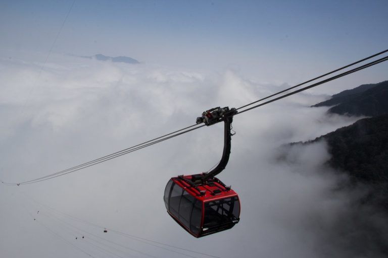 Doppelmayr-Geschäftsführer Thomas Pichler bei der Eröffnung der Fansipan-Bahn.  Fotos: Doppelmayr