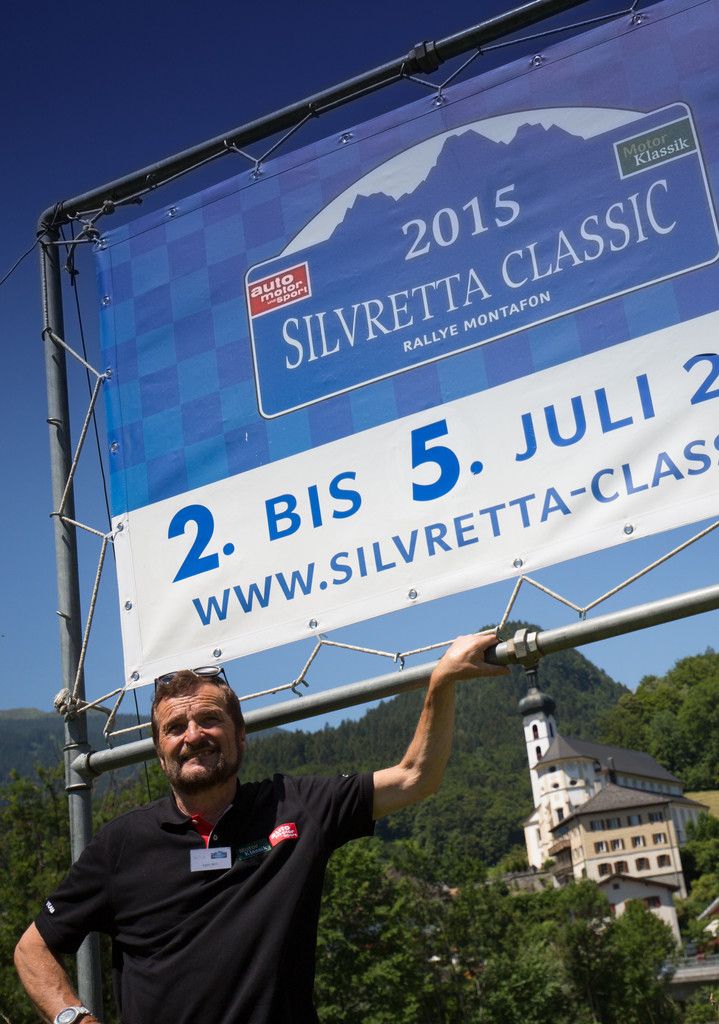 Egon Willi schwärmt für Oldtimer. Der Gortipohler bewirbt jedes Jahr die Silvretta Classic Rallye Montafon.