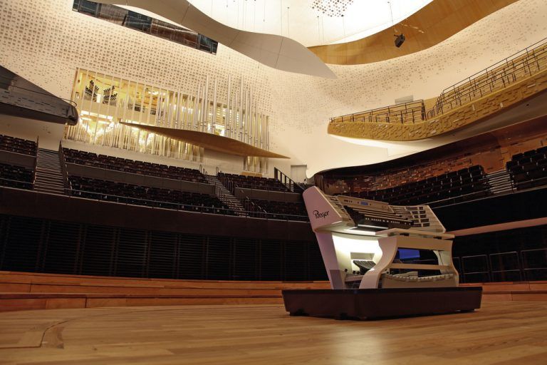 Ein eindrucksvolles Instrument aus Schwarzach in der Philharmonie in Paris. Foto: Fa
