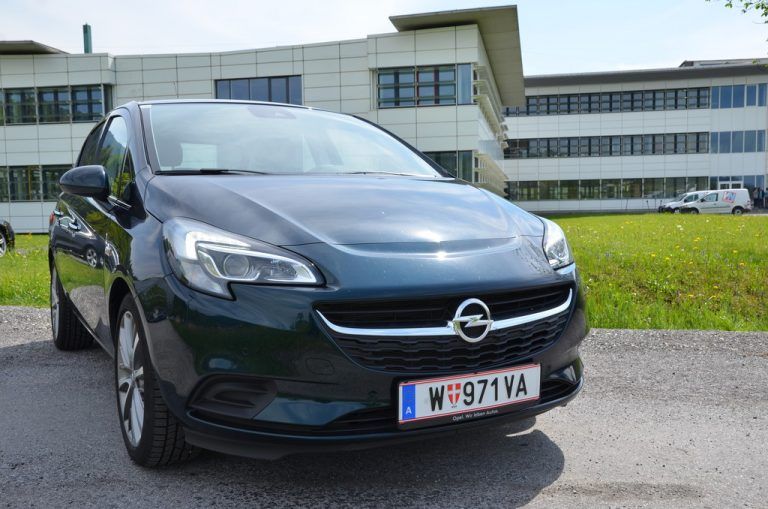 Eindruck: Opel hat seinen Bestseller gründlich erneuert. Das Fahrwerk bietet jetzt jede Menge Komfort. Fast ein wenig zu komfortabel sind die Sitze. Sie sind sehr weich und bieten nur wenig Seitenhalt. In Summe ist der kleine Corsa ein „großer Wurf“.