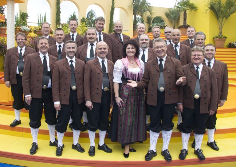 Ernst Hutter & Die Egerländer Musikanten