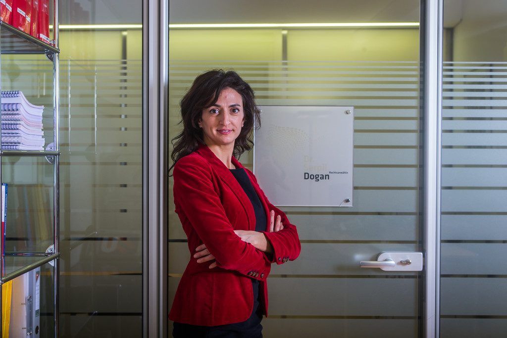 Engagierte Rechtsanwältin mit Leib und Seele