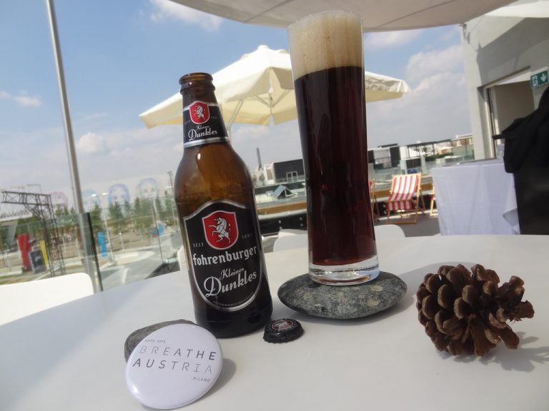 Smartphone-Spende für die Caritas