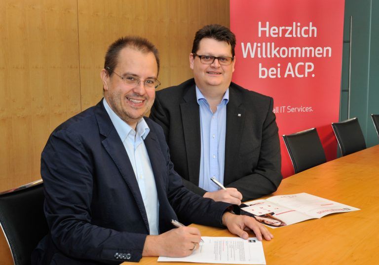 Fixierten den Schulterschluss: Helmut Scalet (Delphin Data) und ACP-Geschäftsführer Markus Platter. Foto: ACP