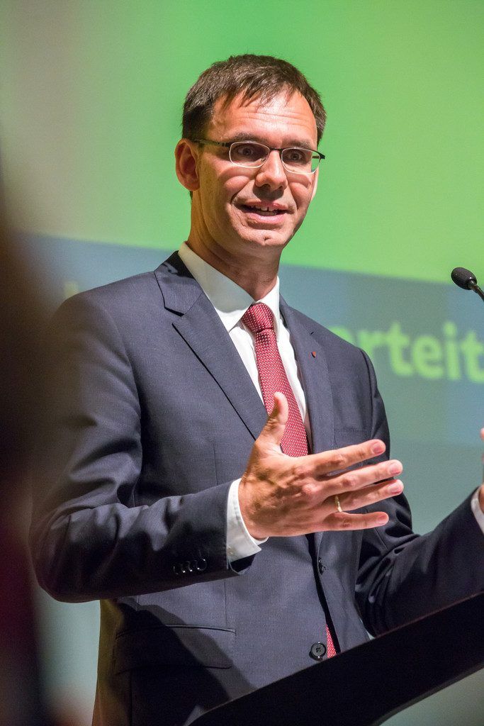 Land will Kompetenzen in einer BH bündeln und Abteilungen zusammenlegen.