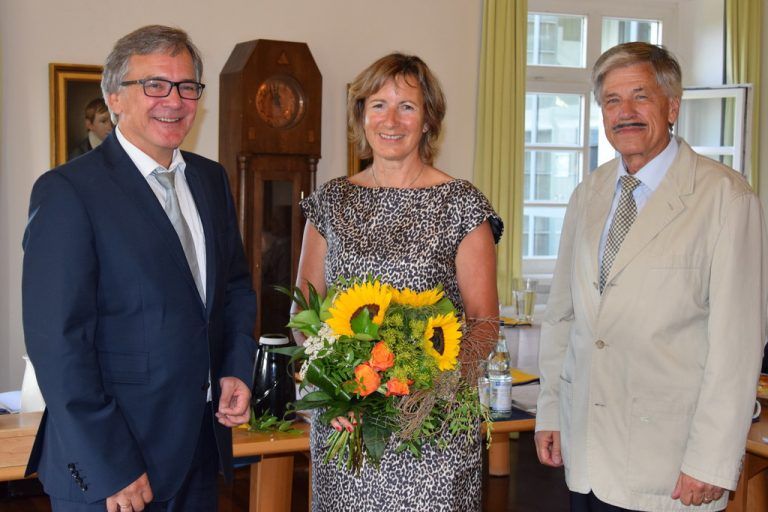Gabriele Nussbaumer mit dem Liebenau AR-Chef Joachim Senn.