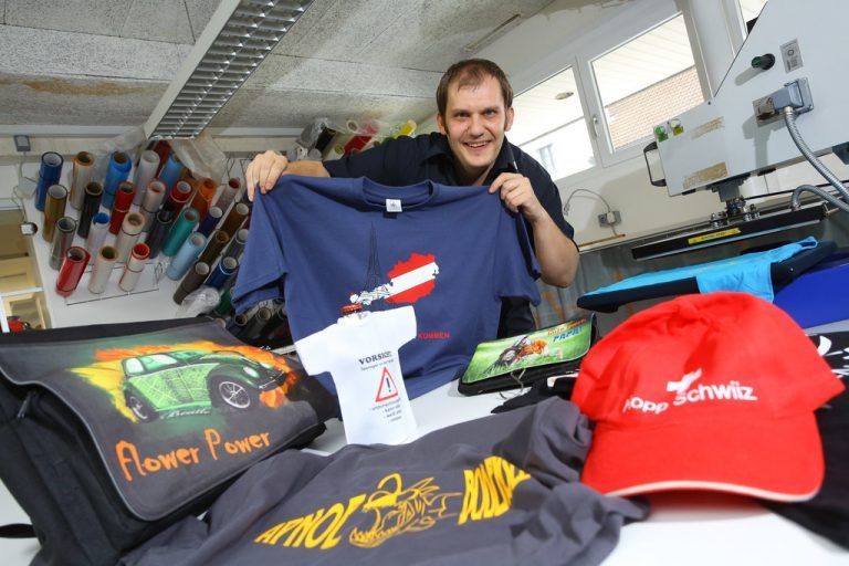 Günther Feuerstein übernahm den Betrieb erst kürzlich von seiner Mutter. Fotos: VN/Hofmeister