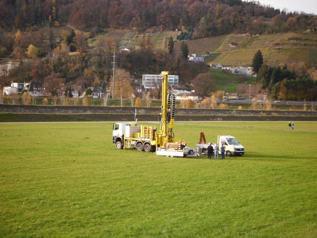 Einspruch gegen Testbohrungen für Erkenntnisse über Grundwasser im Rheinvorland.