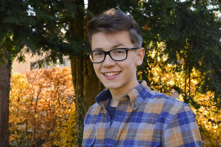 Jakob, 19 JahreFasten, also bewusstes Verzichten, stärkt unser Selbstwertgefühl und macht uns frei. Der Anfang mag vielleicht schwer sein, jedoch lohnt es sich, durchzuhalten, aber das siehst du dann ja.