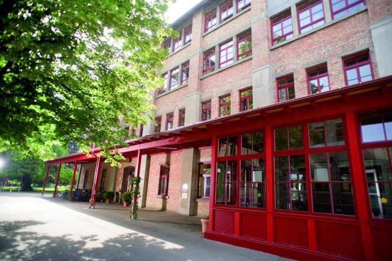 Jufa-Gästehaus Bregenz im Benger-Areal. GF Gerhard Wendl: „Auf die Region zugeschnitten.“  Fotos: Jufa