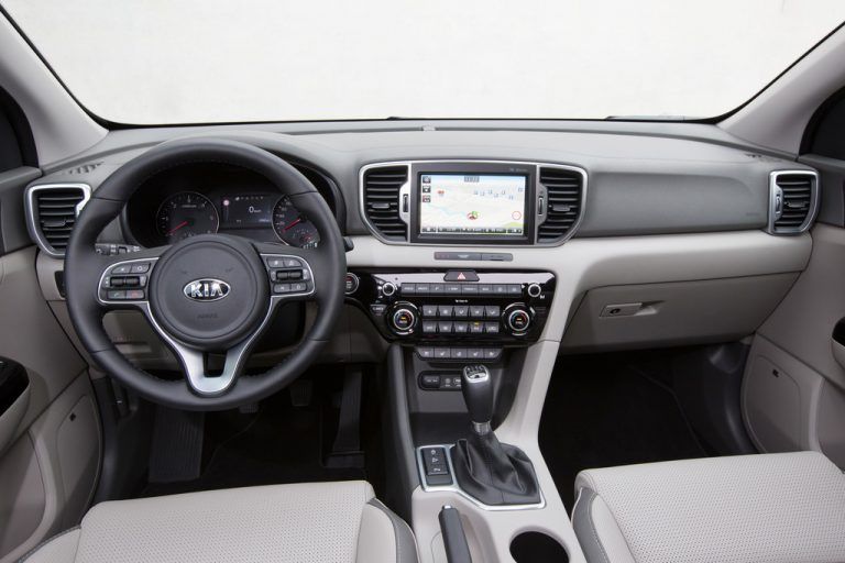 Kia hat im Innenraum kräftig Hand angelegt.