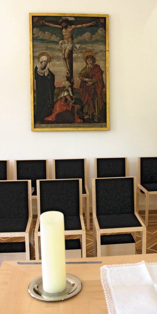 Kreuzigungsdarstellung aus 1561 in der Privatkapelle von Bischof Benno Elbs.  Foto: Matt