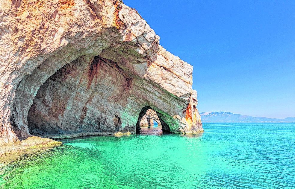 Blaue Grotten vor Zakynthos