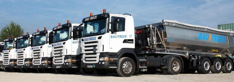 Lkw-Beschrifter haben bis Februar einiges zu tun, wenn die Bau-Trucks korrekt gebrandet werden sollen. Foto: BT