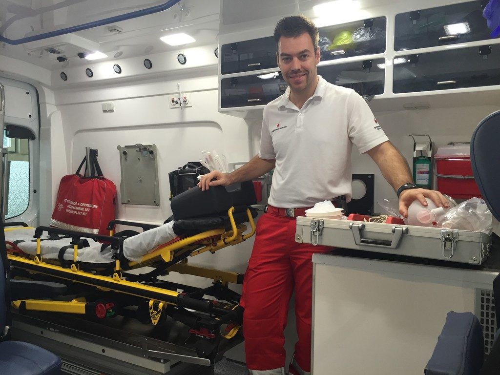 Mario Gasser (25) gehört zu den jüngsten beruflichen Notfallsanitätern im Land.