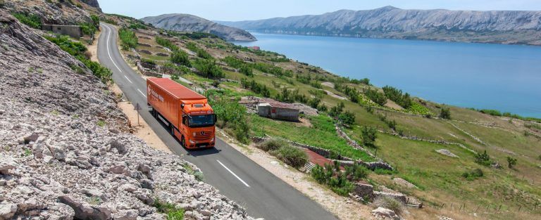 Mit der neuen Niederlassung in Kasachstan bietet Gebrüder Weiss den Kunden Landtransportverbindungen Richtung China. Foto: GW