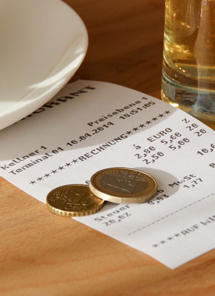 Wird der Kaffee von Gastwirten im Freien serviert, kann unter gewissen Bedingungen die Registrierkassenpflicht nun entfallen.  Fotolia